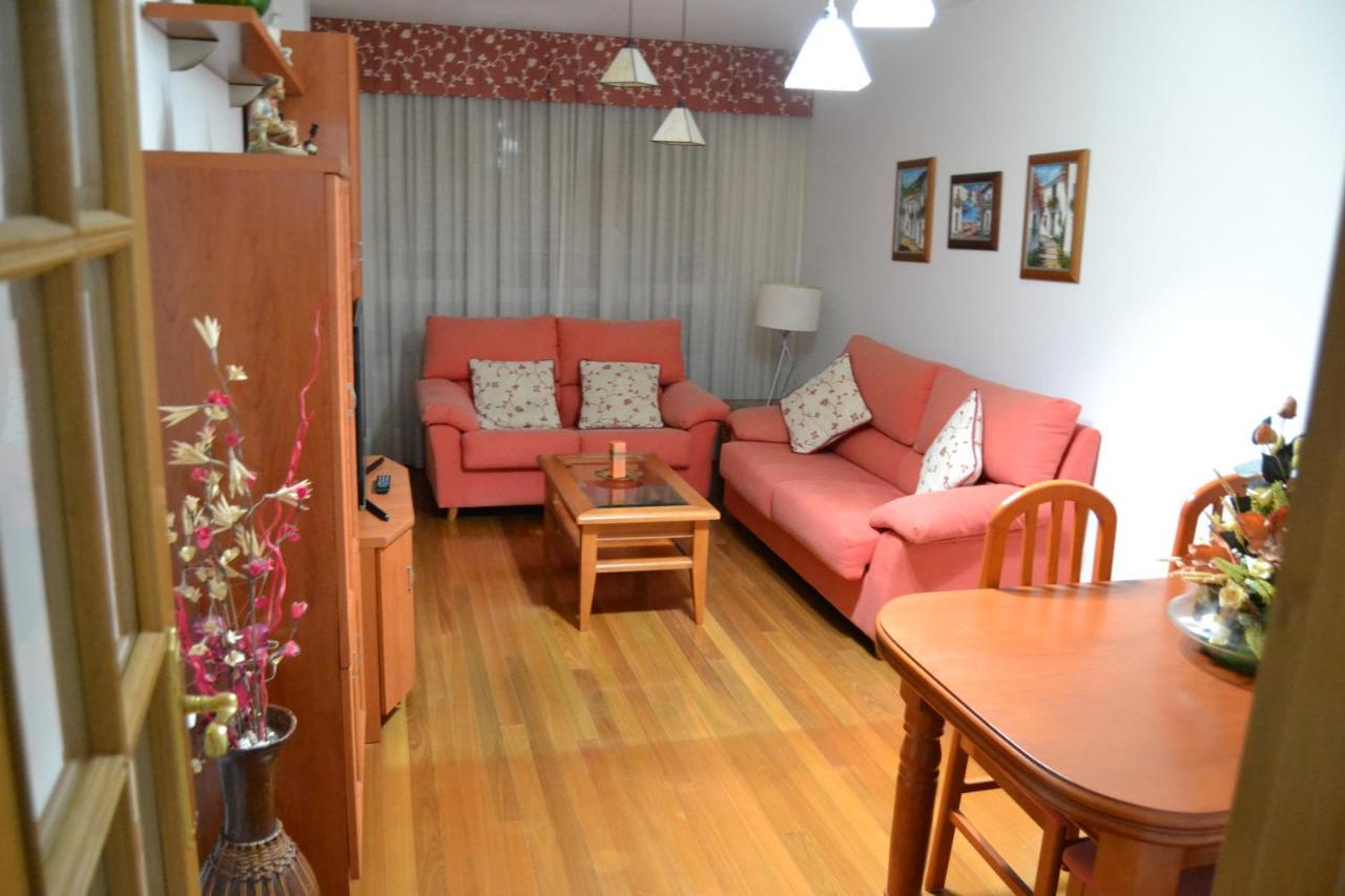 Inmoinsuas Avd De Becerrea 16 Sarria Exterior photo